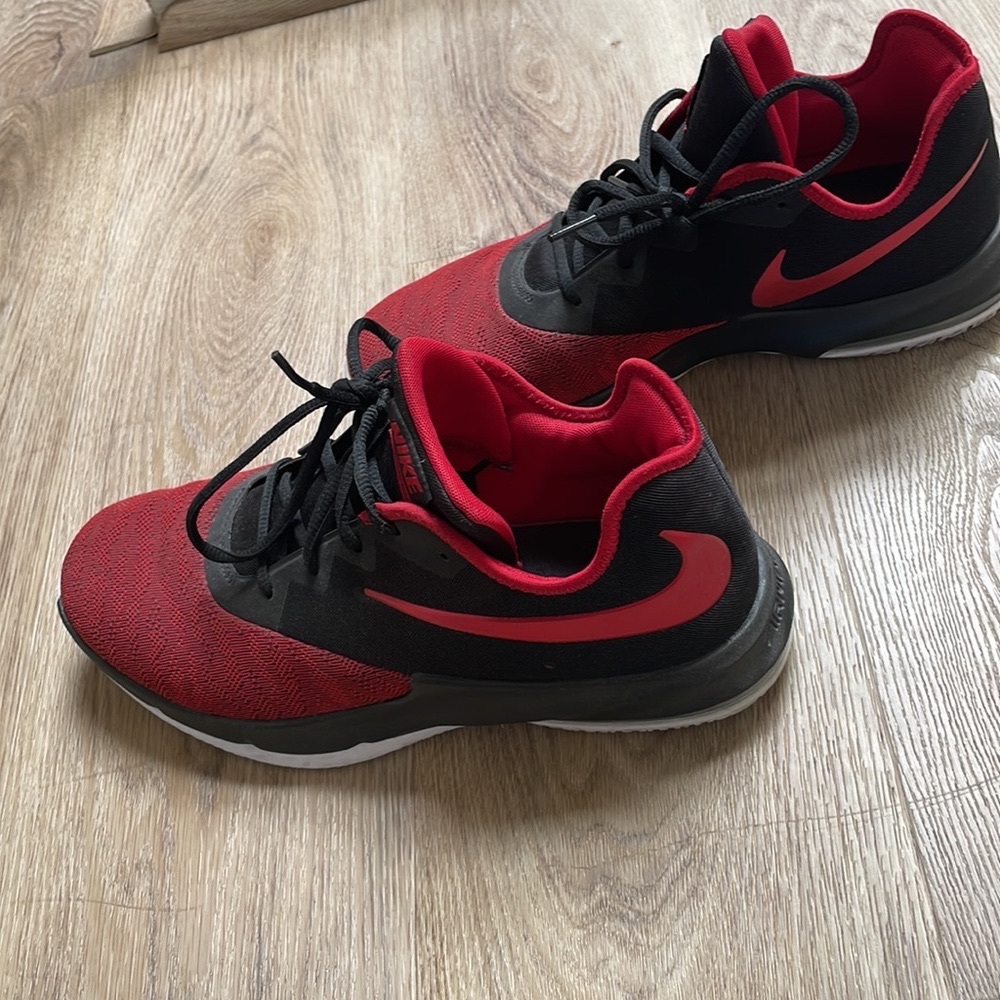 Nike Infuriate Airmax